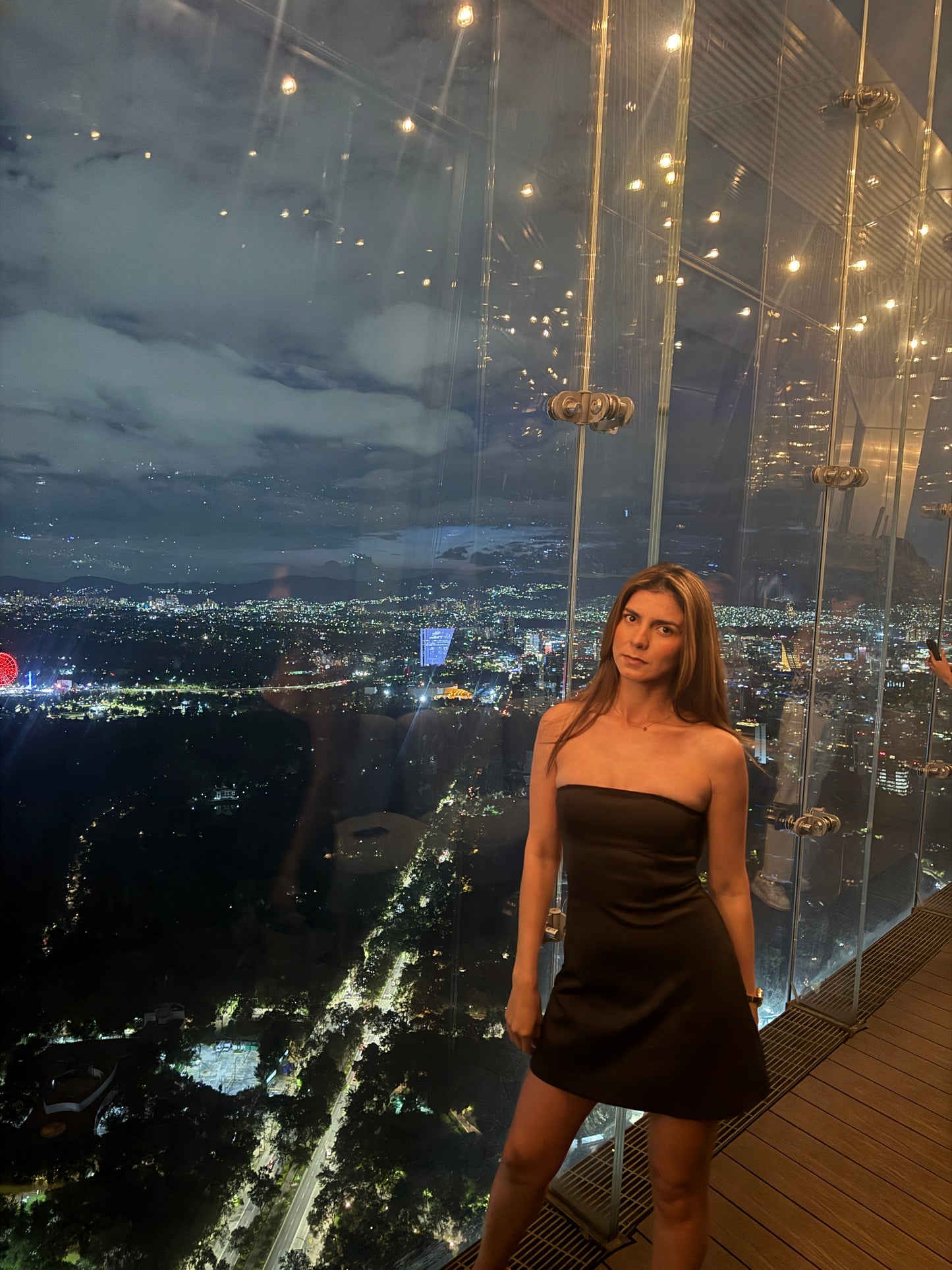 SUKI STRAPLESS